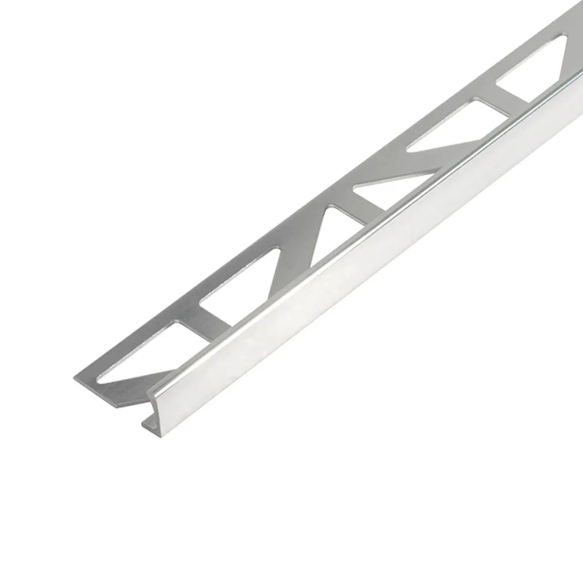 Close-up of the DURAL angle profile made of silver anodised aluminium with matt appearance and triangular punching