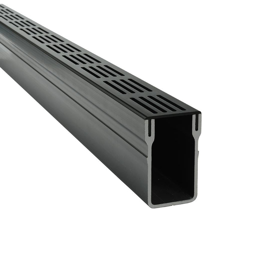 Caniveau de drainage haut et étroit UD Pro 65 avec grille noire et corps de caniveau noir #FR0003398
#FR0003400
