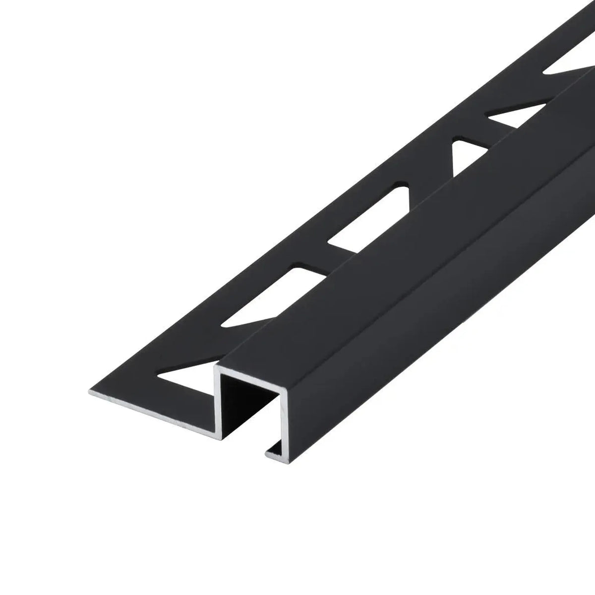 profilé carré DURAL en aluminium thermolaqué noir avec découpe triangulaire et aspect mat