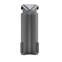 Nahaufnahme der silber eloxierten Innenecke Balkonwinkelprofil Tropfkante mit 60 mm Blende #A0003311 #FR0003311