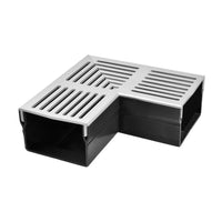Photo de détail de la pièce d'angle rectangulaire, plate et large UD Pro 100 avec grille argentée #FR0003385
