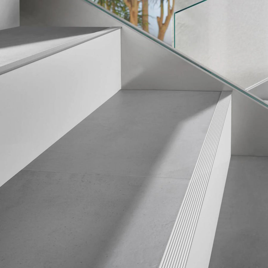 Ambientebild Stufenprofil an einer Treppe verlegt #A0004653
#A0004654
#A0004656
#A0004660
#A0004661
#A0004662