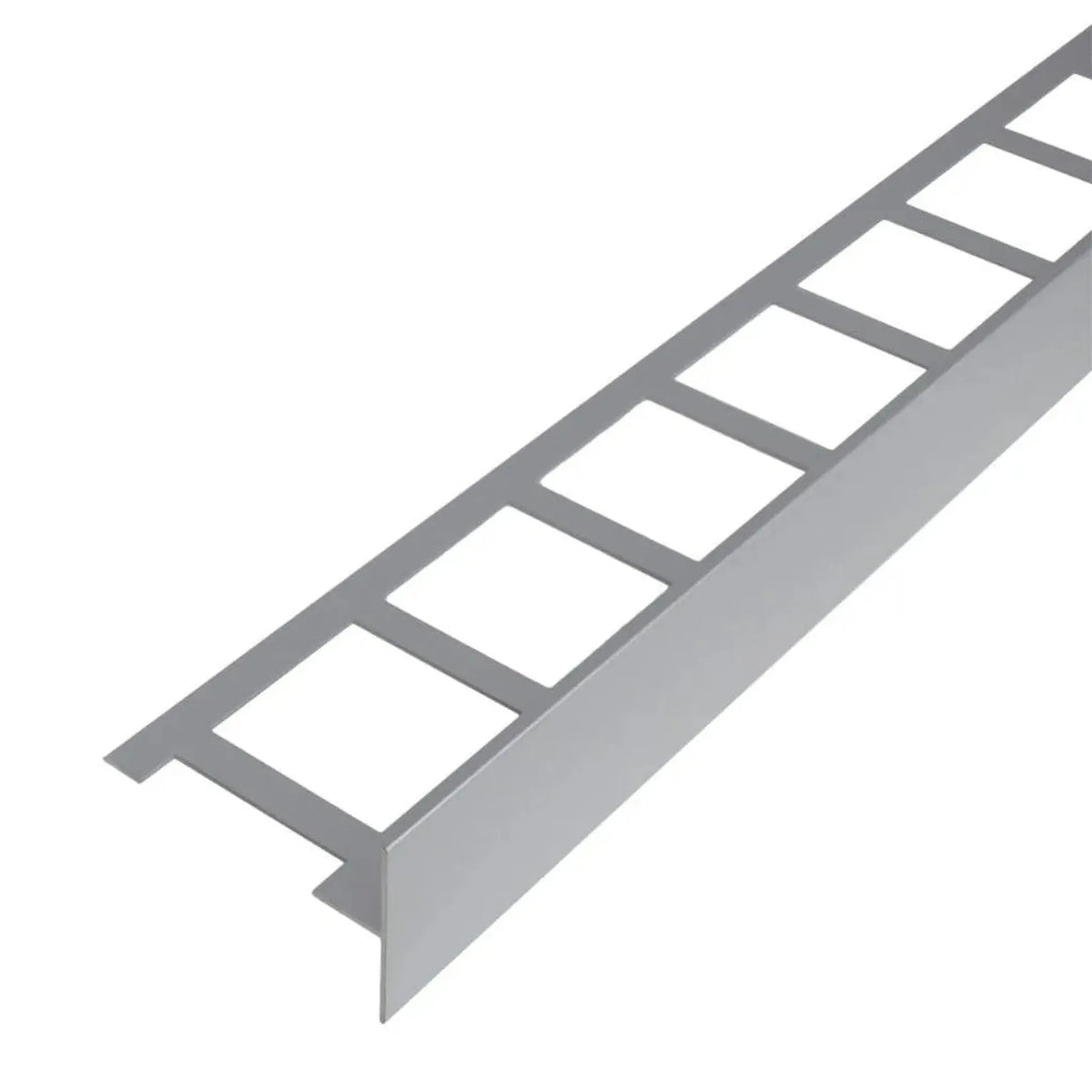 Detailansicht des silber eloxierten Balkonwinkelprofils T-Form mit 40 mm Blendenhöhe #A0003286