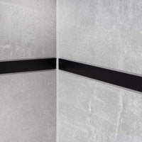 Ambientebild des schwarzen Dekorprofils in einer Ecke einer grauen Wand #A0005118
#A0005119
#A0005120
