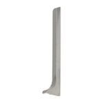 Nahaufnahme einer rechten Endkappe Sockelleiste aus silber eloxiertem Aluminium #A0002041 #A0002046 #A0002051 #A0002056