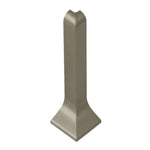 Nahaufnahme eloxierte Sockelleisten Außenecke aus Aluminium in der Farbe Titan #A0002063
#A0002068
#A0002073
