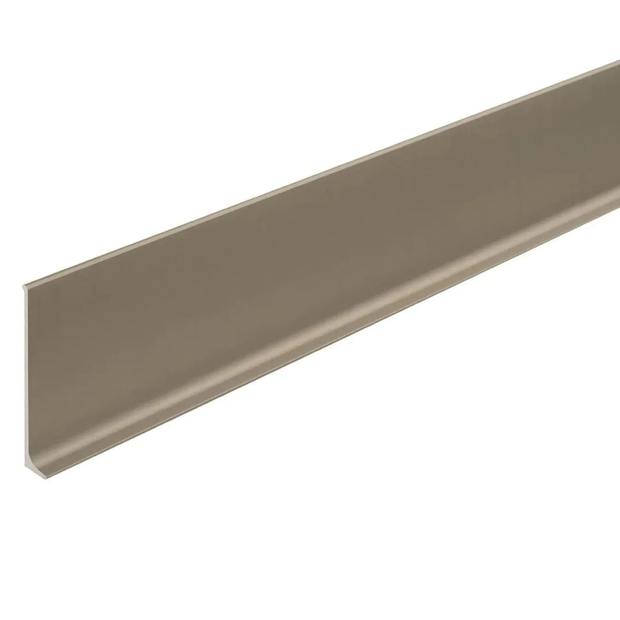 Detailaufnahme einer titan eloxierten Sockelleiste Aluminium mit matter Optik #A0002078
#A0002079
#A0002080
