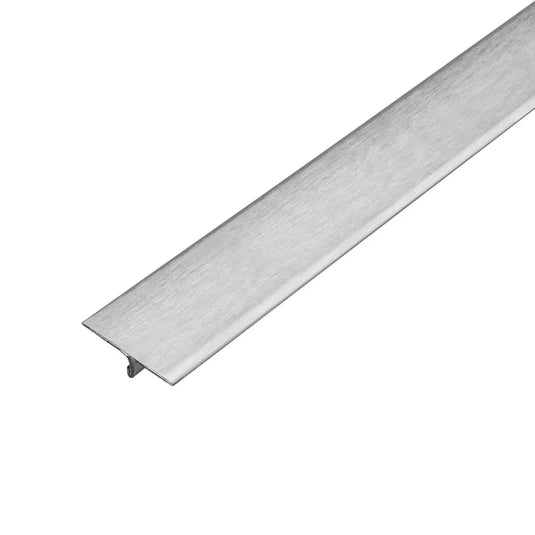 Nahaufnahme Übergangsprofil T-Form Edelstahl mit gebürsteter, matter Oberfläche #A0001625
#A0001632
